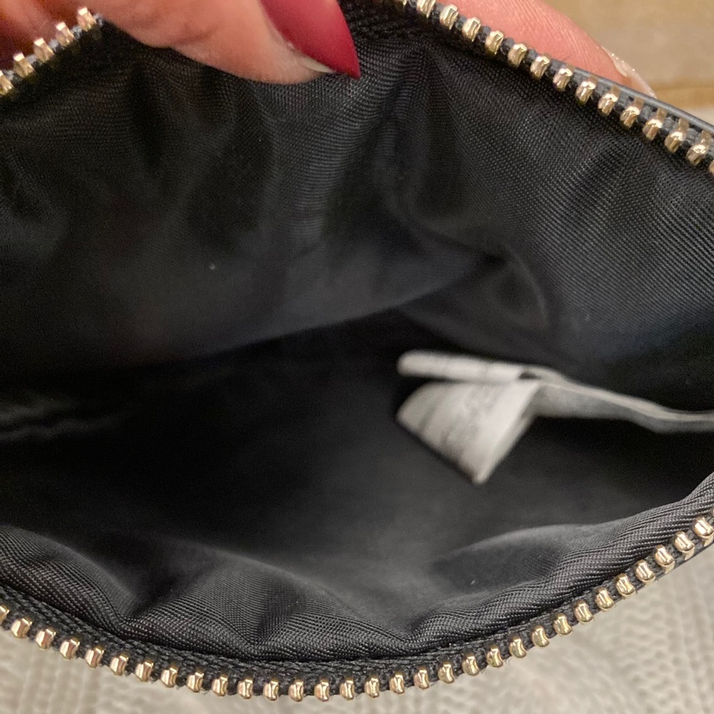 Zara Basic Collection Small Makeup Bag - image 5